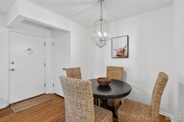 10124 Tamworth Drive, St Louis, MO 63136