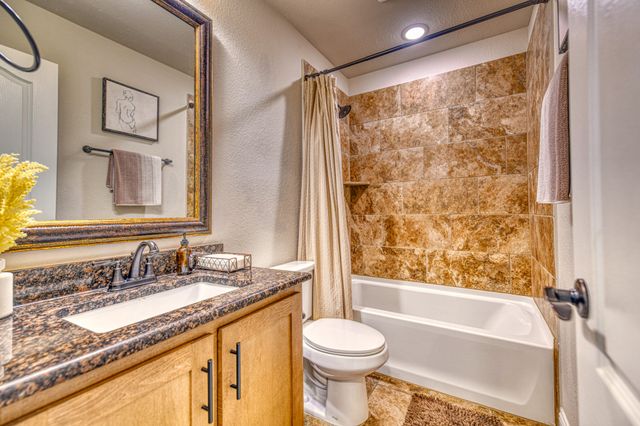 1023 Clydeview Road, Forney, TX 75126