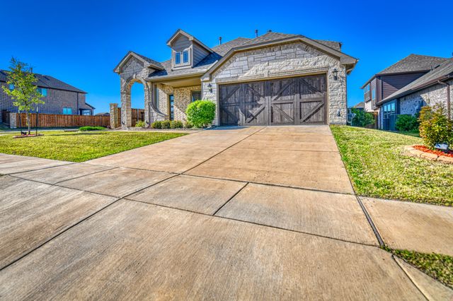 1023 Clydeview Road, Forney, TX 75126