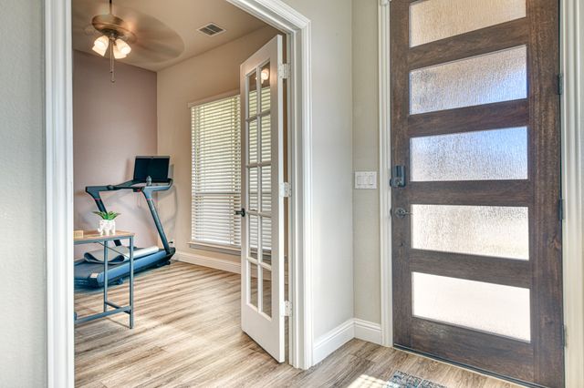 1023 Clydeview Road, Forney, TX 75126