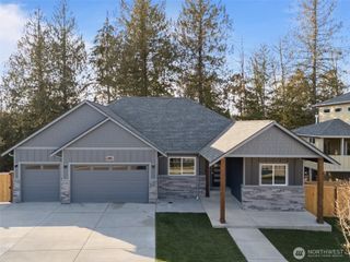 719 Dennis Street SE, Tumwater, WA 98501