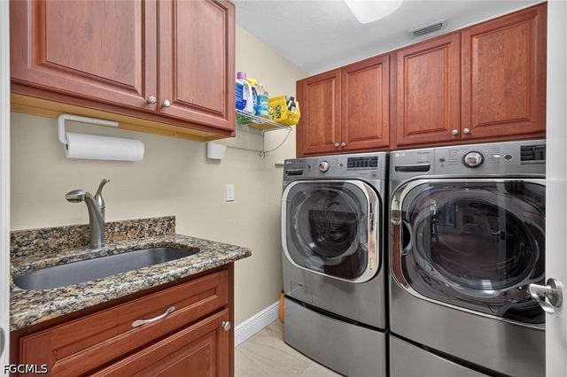 4478 Windjammer LN, Fort Myers, FL 33919