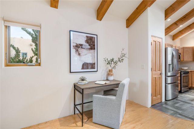 2328 Calle Camarico, Santa Fe, NM 87505