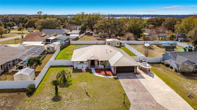 35234 QUEENS WAY, Fruitland Park, FL 34731