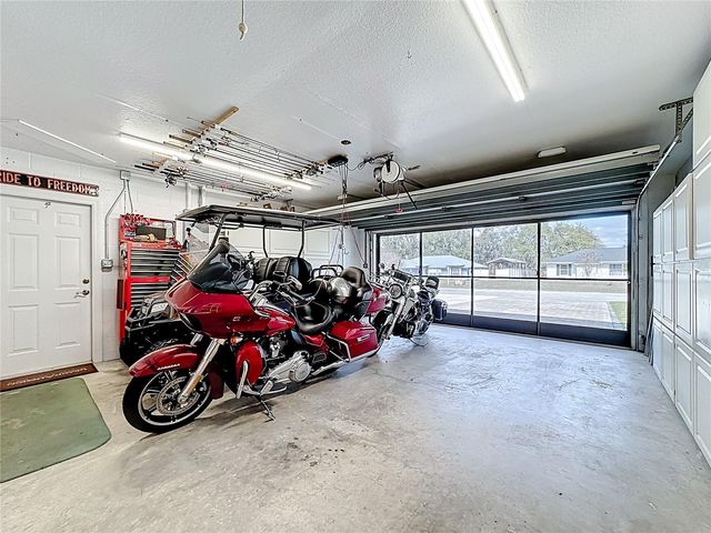 35234 QUEENS WAY, Fruitland Park, FL 34731