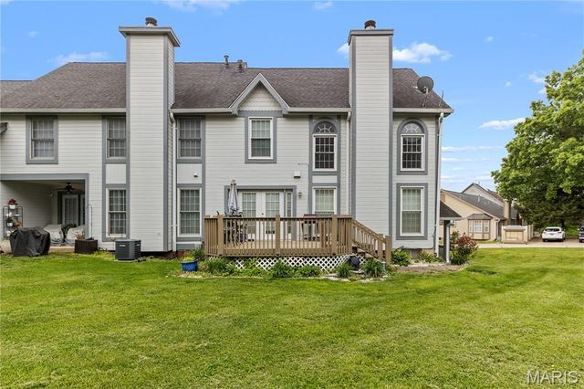 898 Westerfield Drive 1, St Charles, MO 63304