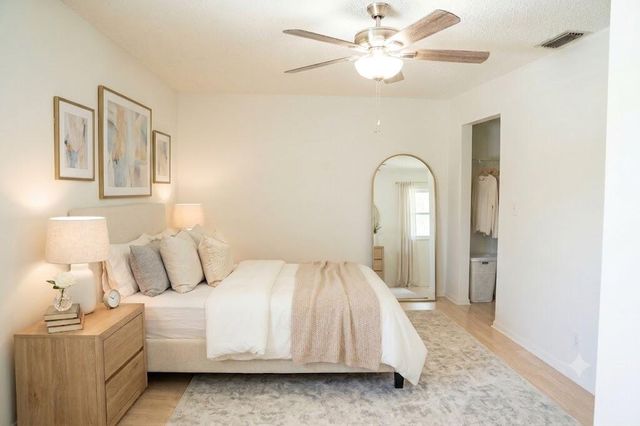 5267 Jog Lane, Delray Beach, FL 33484
