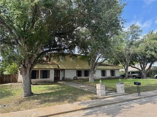 2511 Brentwood Drive, Mission, TX 78572