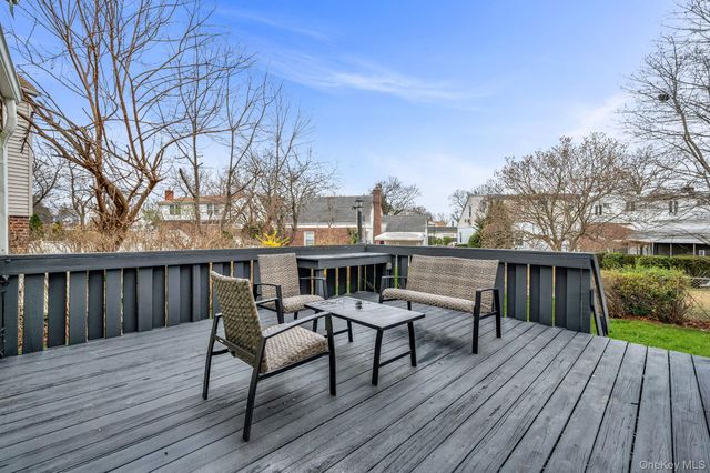 48 Sperry Court, New Hyde Park, NY 11040