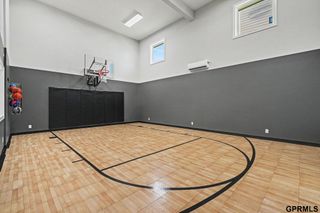3865 S 207th Street, Omaha, NE 68022