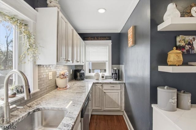 61 Lake Rd, Morris Twp., NJ 07960