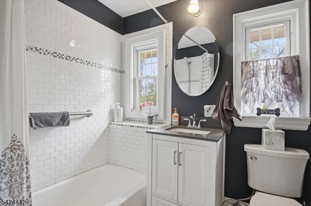 61 Lake Rd, Morris Twp., NJ 07960