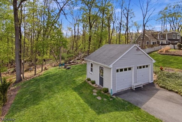 61 Lake Rd, Morris Twp., NJ 07960