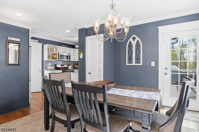 61 Lake Rd, Morris Twp., NJ 07960