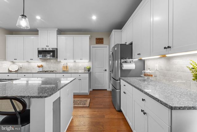 12432 MAYS QUARTER RD, Woodbridge, VA 22192