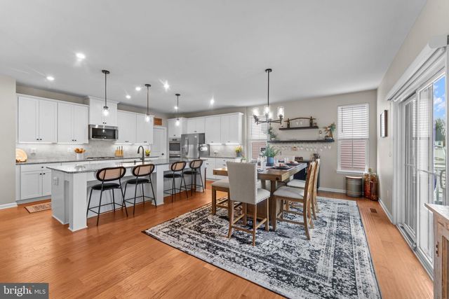 12432 MAYS QUARTER RD, Woodbridge, VA 22192