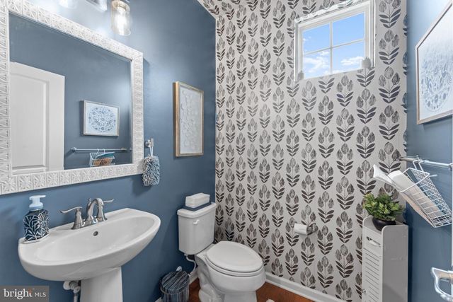 12432 MAYS QUARTER RD, Woodbridge, VA 22192