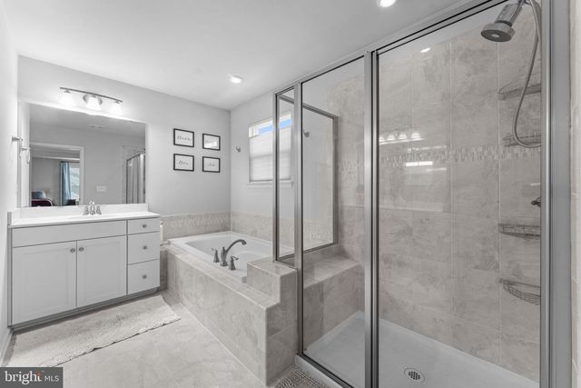 12432 MAYS QUARTER RD, Woodbridge, VA 22192