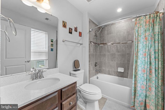 12432 MAYS QUARTER RD, Woodbridge, VA 22192