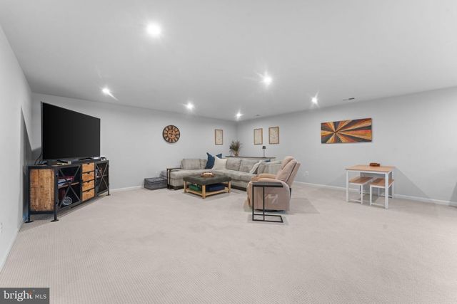 12432 MAYS QUARTER RD, Woodbridge, VA 22192