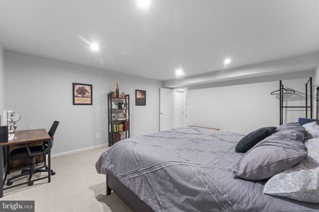 12432 MAYS QUARTER RD, Woodbridge, VA 22192