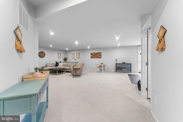 12432 MAYS QUARTER RD, Woodbridge, VA 22192