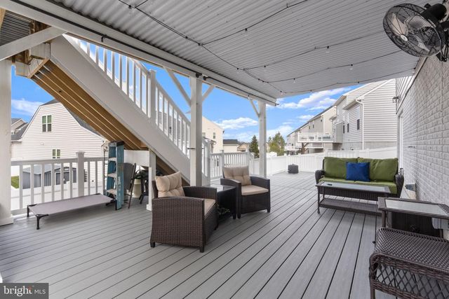 12432 MAYS QUARTER RD, Woodbridge, VA 22192