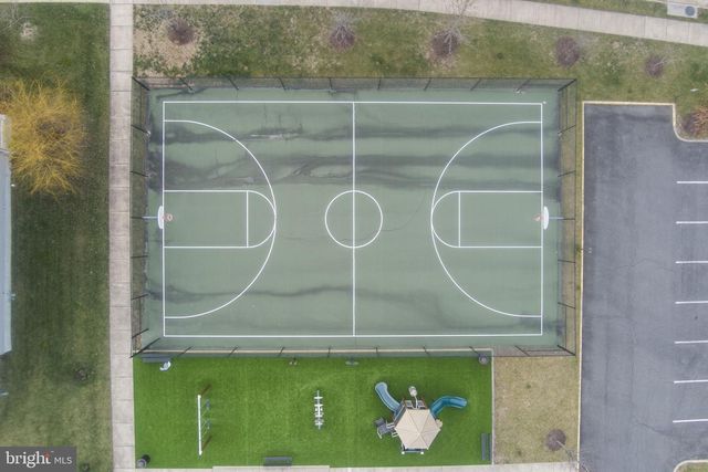 12432 MAYS QUARTER RD, Woodbridge, VA 22192