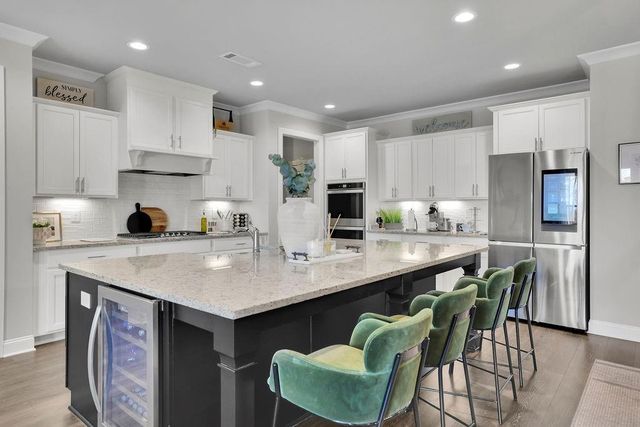 1041 Montrose Way, Hoschton, GA 30548