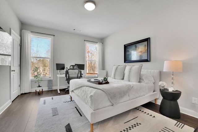 1041 Montrose Way, Hoschton, GA 30548