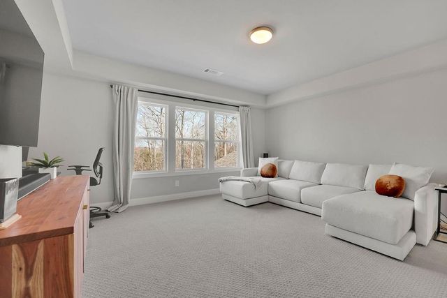 1041 Montrose Way, Hoschton, GA 30548