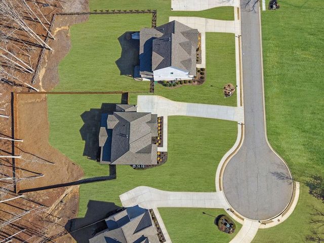 1041 Montrose Way, Hoschton, GA 30548