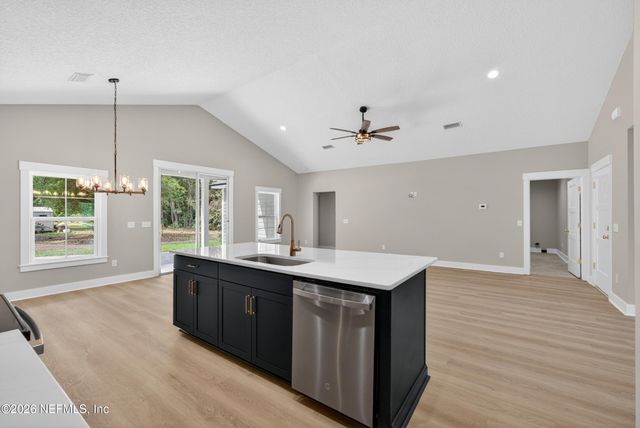 464 E SHUEY Avenue, Macclenny, FL 32063