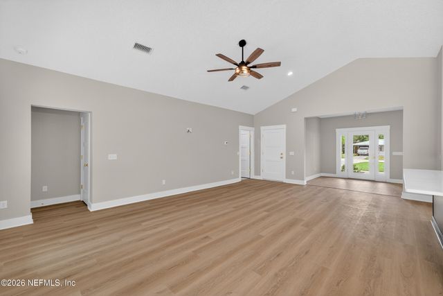 464 E SHUEY Avenue, Macclenny, FL 32063