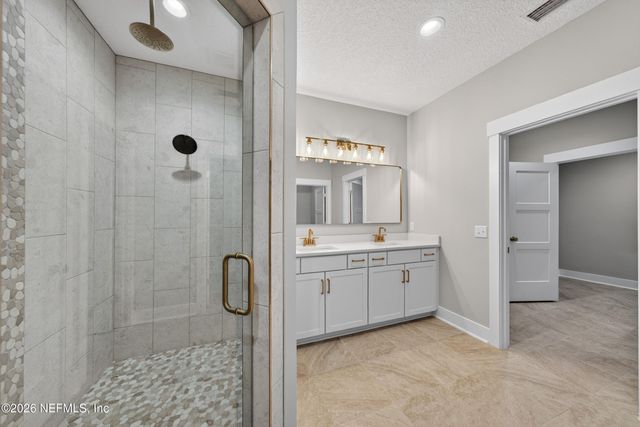 464 E SHUEY Avenue, Macclenny, FL 32063