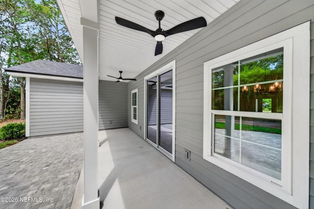 464 E SHUEY Avenue, Macclenny, FL 32063