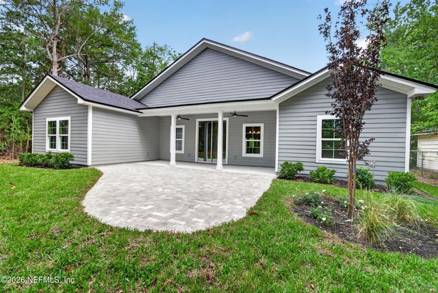 464 E SHUEY Avenue, Macclenny, FL 32063