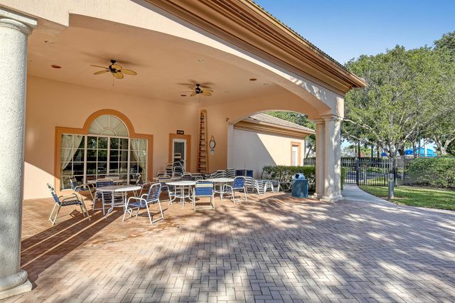 2151 Wingate Bend, Wellington, FL 33414