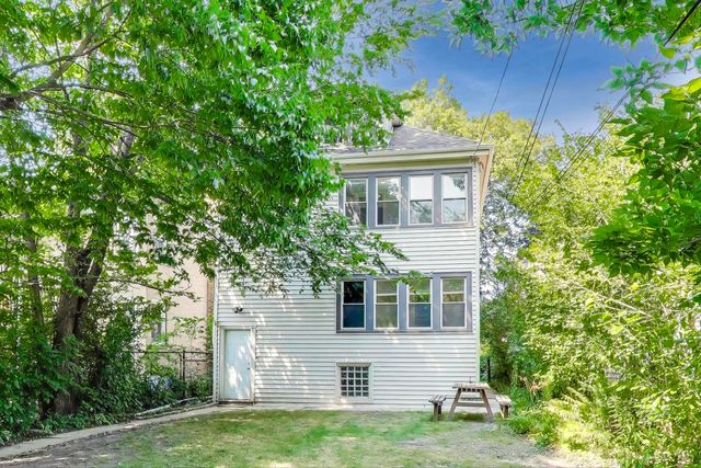 1810 Washington Street, Evanston, IL 60202