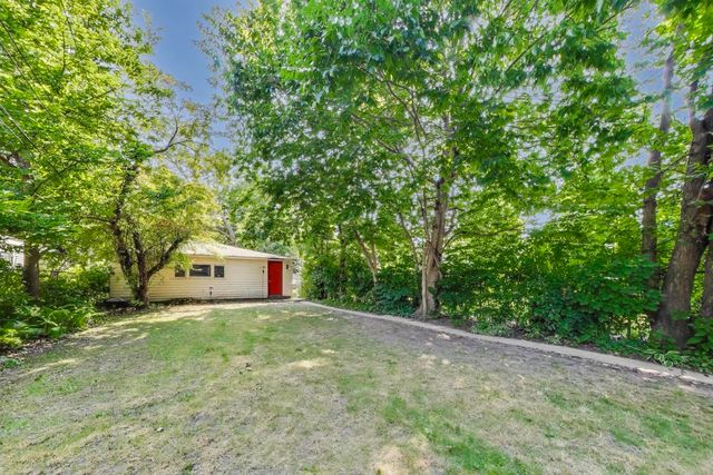 1810 Washington Street, Evanston, IL 60202