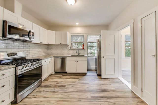 1810 Washington Street, Evanston, IL 60202