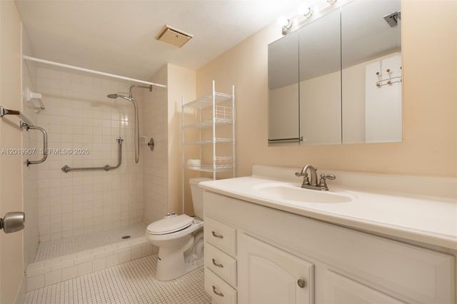 260 NW 76th Ave 404, Margate, FL 33063