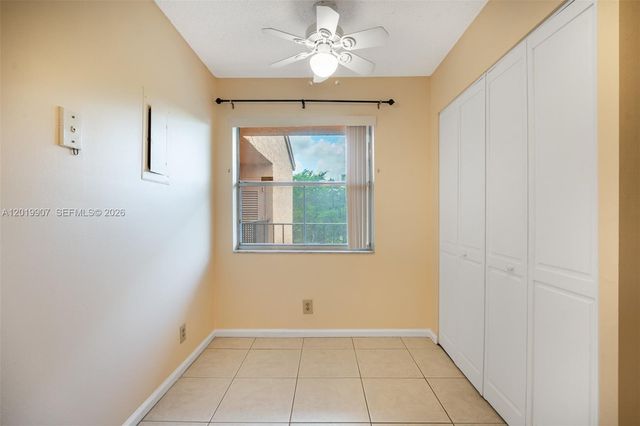 260 NW 76th Ave 404, Margate, FL 33063