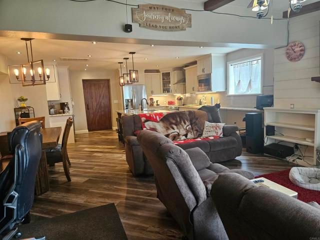 40275 Avenida Cerrovista, Cherry Valley, CA 92223