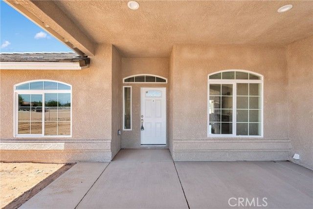 20020 Symeron Road, Apple Valley, CA 92307