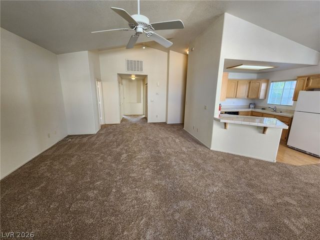8301 Boseck Drive 237, Las Vegas, NV 89145
