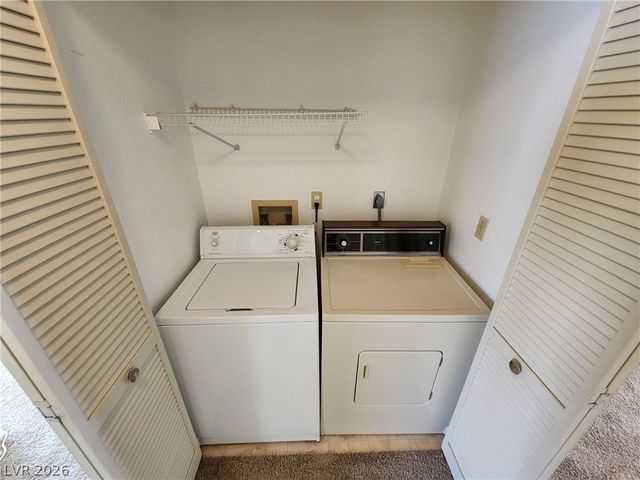 8301 Boseck Drive 237, Las Vegas, NV 89145