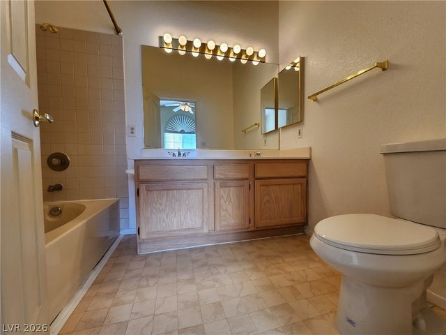 8301 Boseck Drive 237, Las Vegas, NV 89145