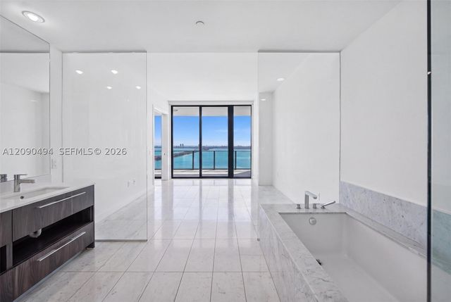 480 NE 31st St 2904, Miami, FL 33137