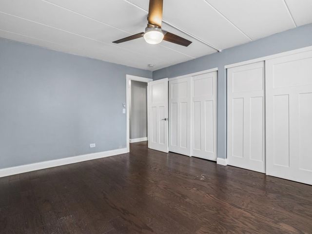 6136 S Kensington Avenue D, Countryside, IL 60525